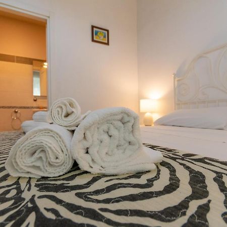 Vercelli Guest House Near San Giovanni Рим Экстерьер фото