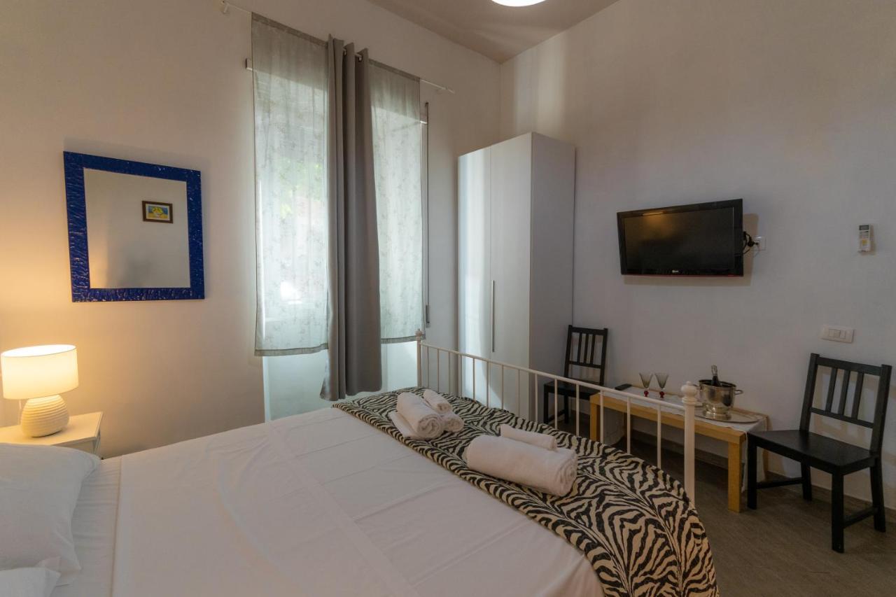 Vercelli Guest House Near San Giovanni Рим Экстерьер фото