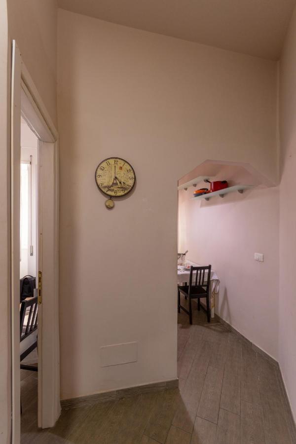 Vercelli Guest House Near San Giovanni Рим Экстерьер фото