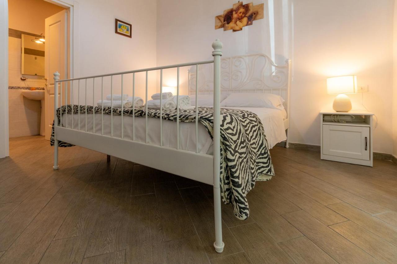 Vercelli Guest House Near San Giovanni Рим Экстерьер фото